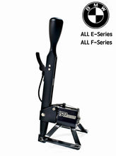 Laden Sie das Bild in den Galerie-Viewer, Short Shifter V2 Aluminium Schwarz eloxiert BMW Short Shifter Shortshifter für E30 E36 E46 E8x E9x F-Modelle Staubschutz Dustboot für dein Performance Fahrzeuge - am besten gleich mitbestellen