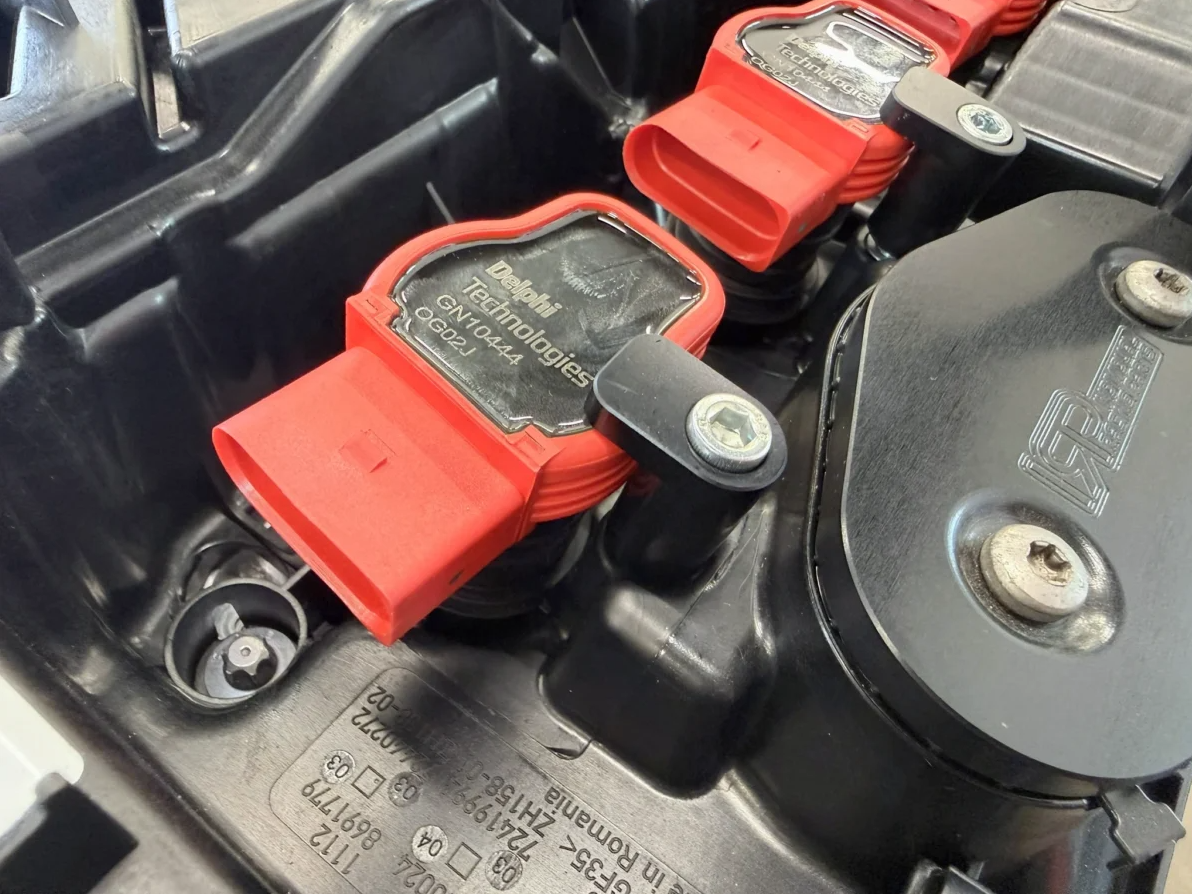Neu:  Zündspulen-Halterungen für den B58-Motor